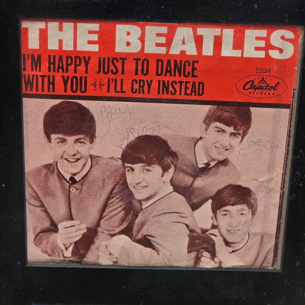 Vtg THE BEATLES Framed 45 Vinyl Records - Picture 2 of 9